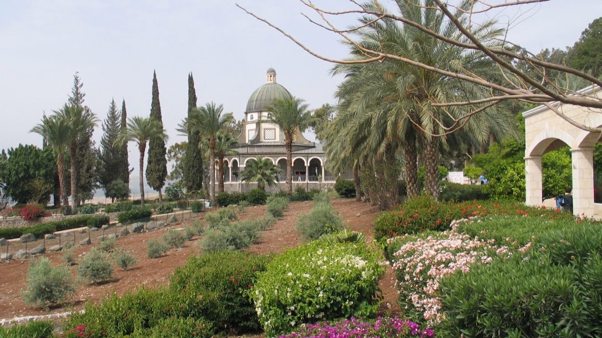 Muntele Fericirilor — vedere asupra Mării Galileii